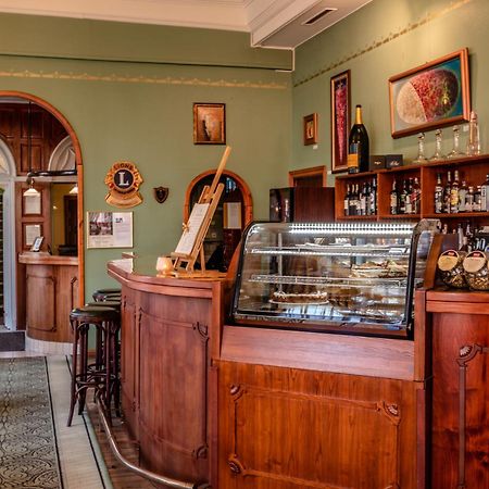 Hotel Victoria Пярну Экстерьер фото