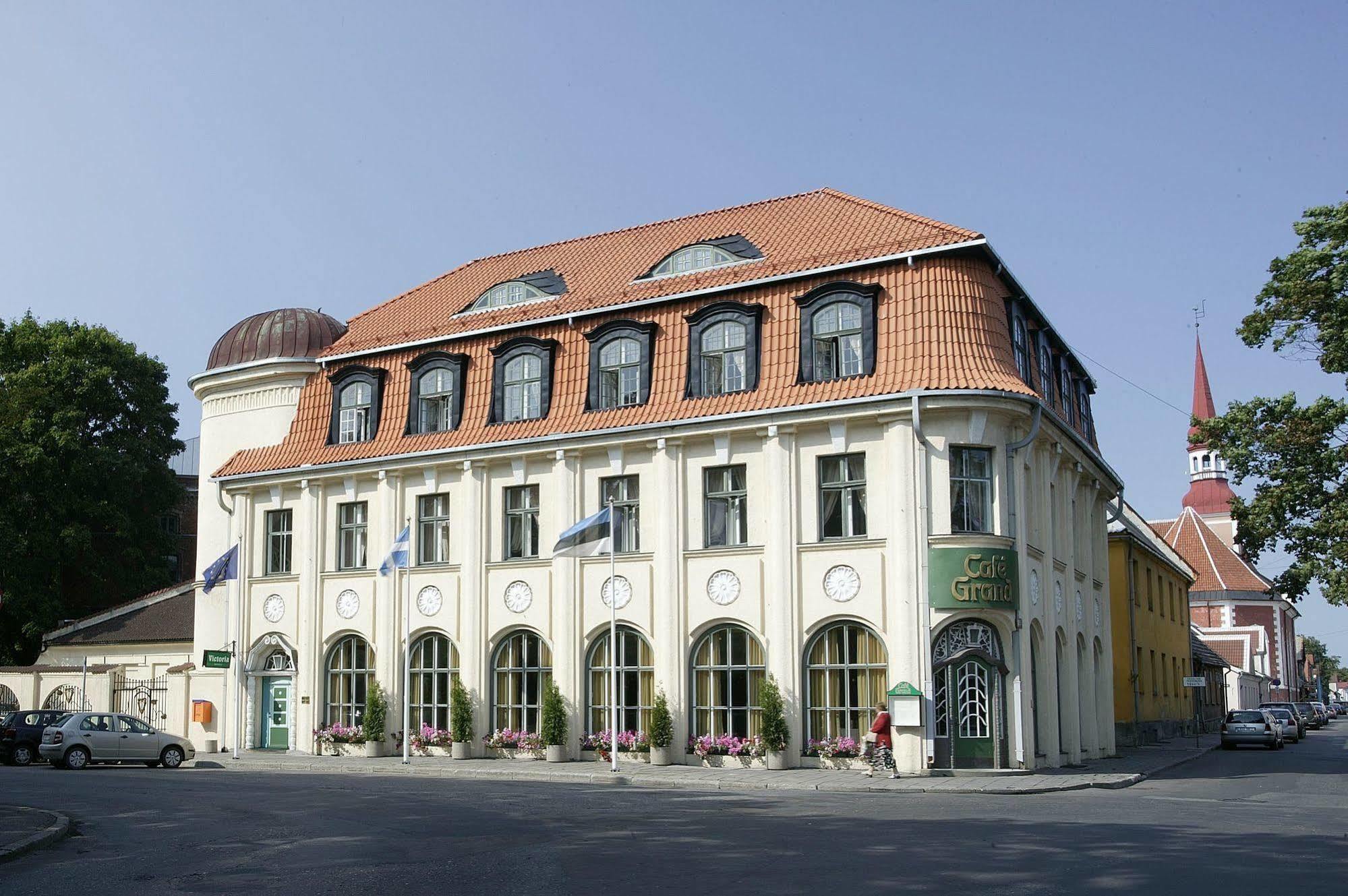 Hotel Victoria Пярну Экстерьер фото